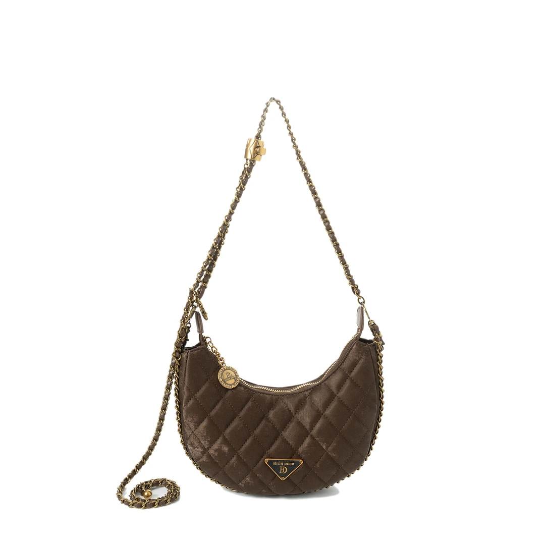 2023新款轻奢时尚小众女士经典单肩斜挎包包HD2644