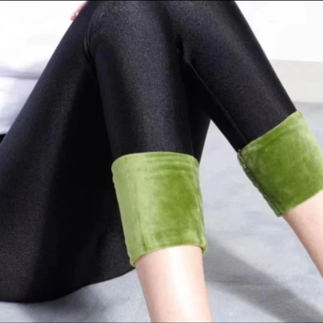 百搭冬季新款紧身加绒加厚外穿一体踩脚秋冬光泽打底裤高腰弹力