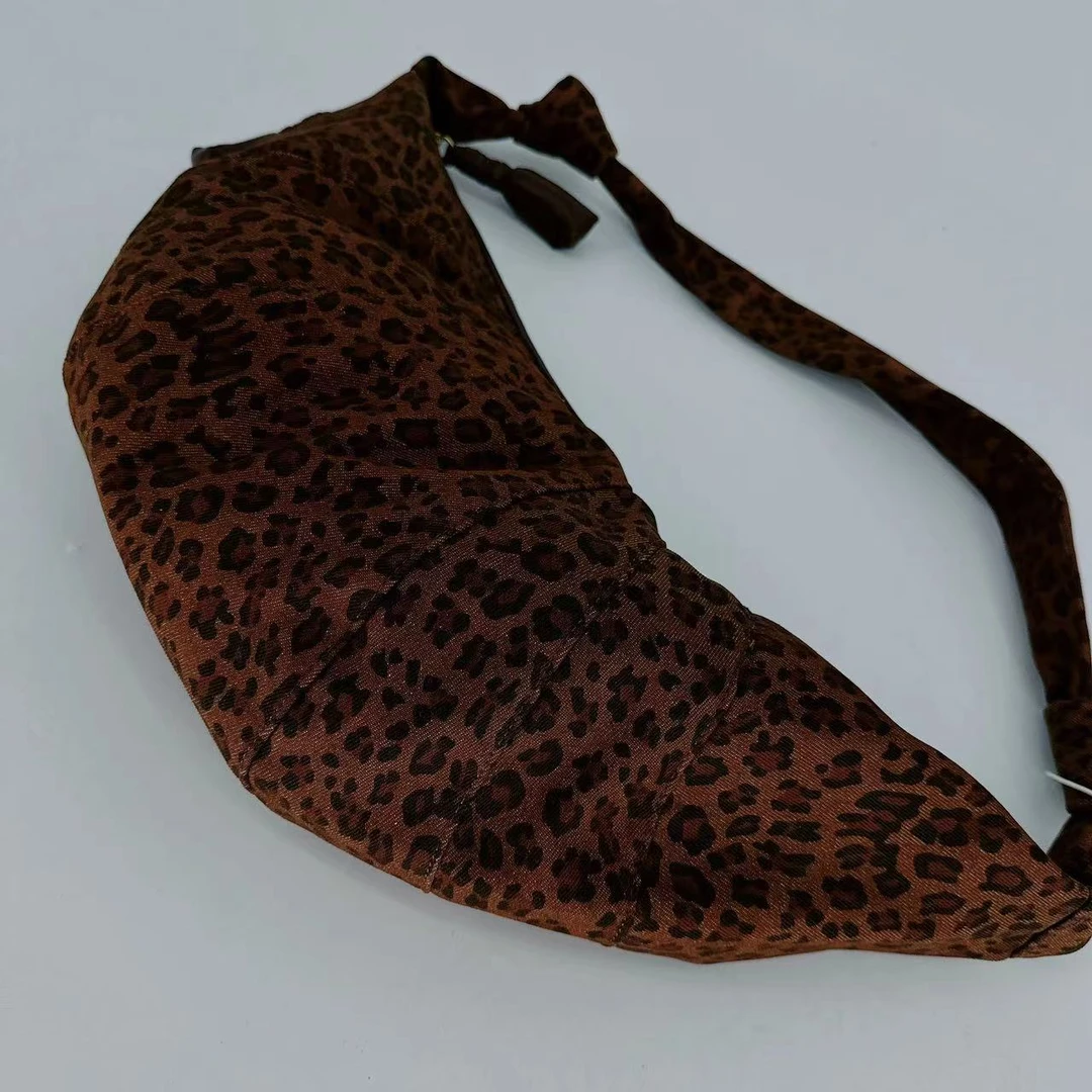 7636-9豹纹斜挎耐磨牛仔包包