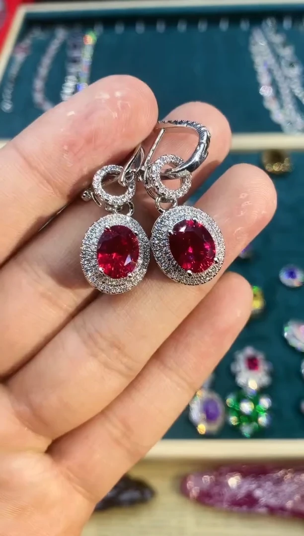 【闪购商品】红宝石耳饰银S925镶嵌187