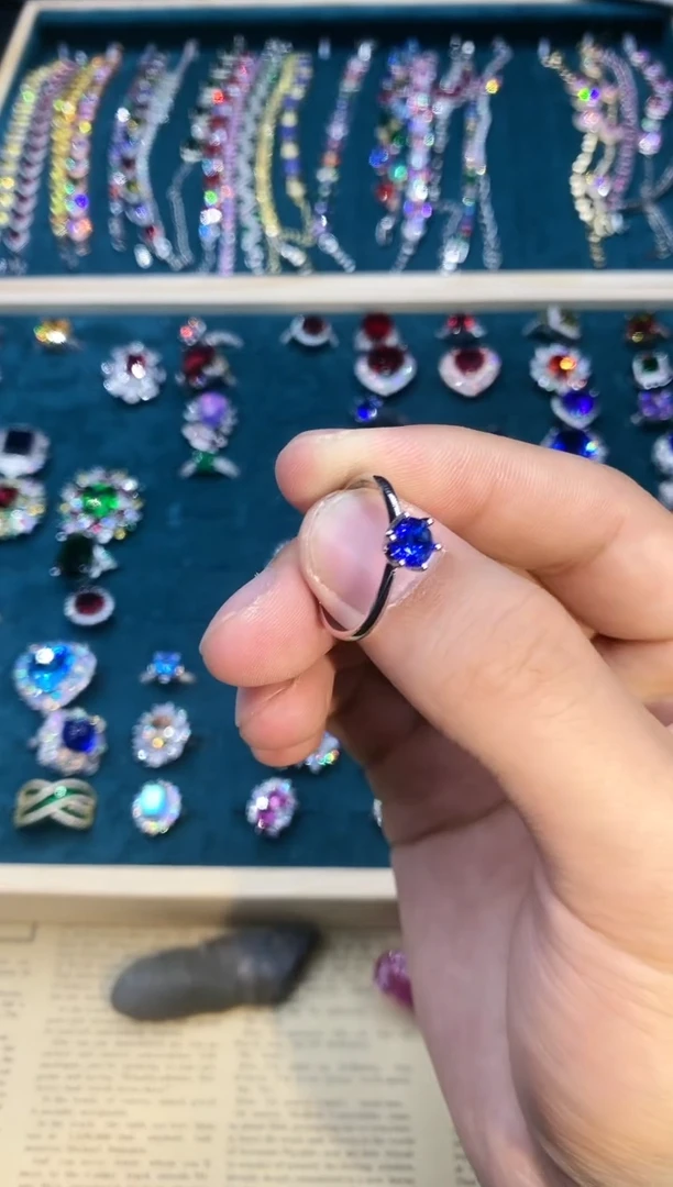【闪购商品】蓝宝石戒指14K金镶嵌120