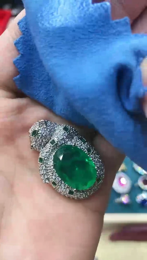 【闪购商品】祖母绿颈饰银S925镶嵌459