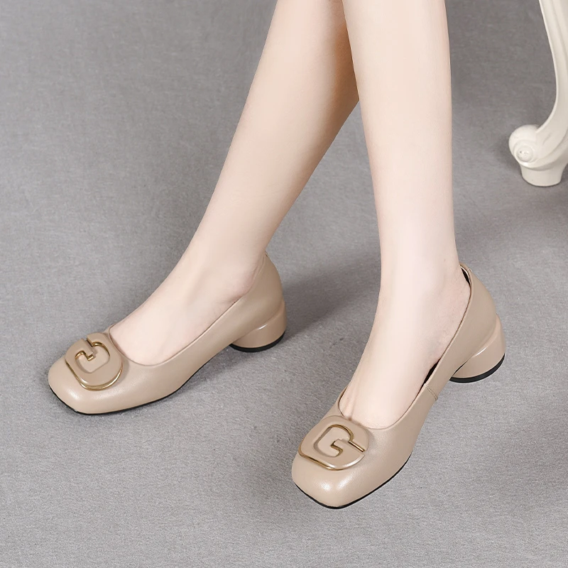 新款妈妈鞋夏季浅口单鞋牛皮中跟皮鞋软皮软底真皮女鞋圆头豆豆鞋