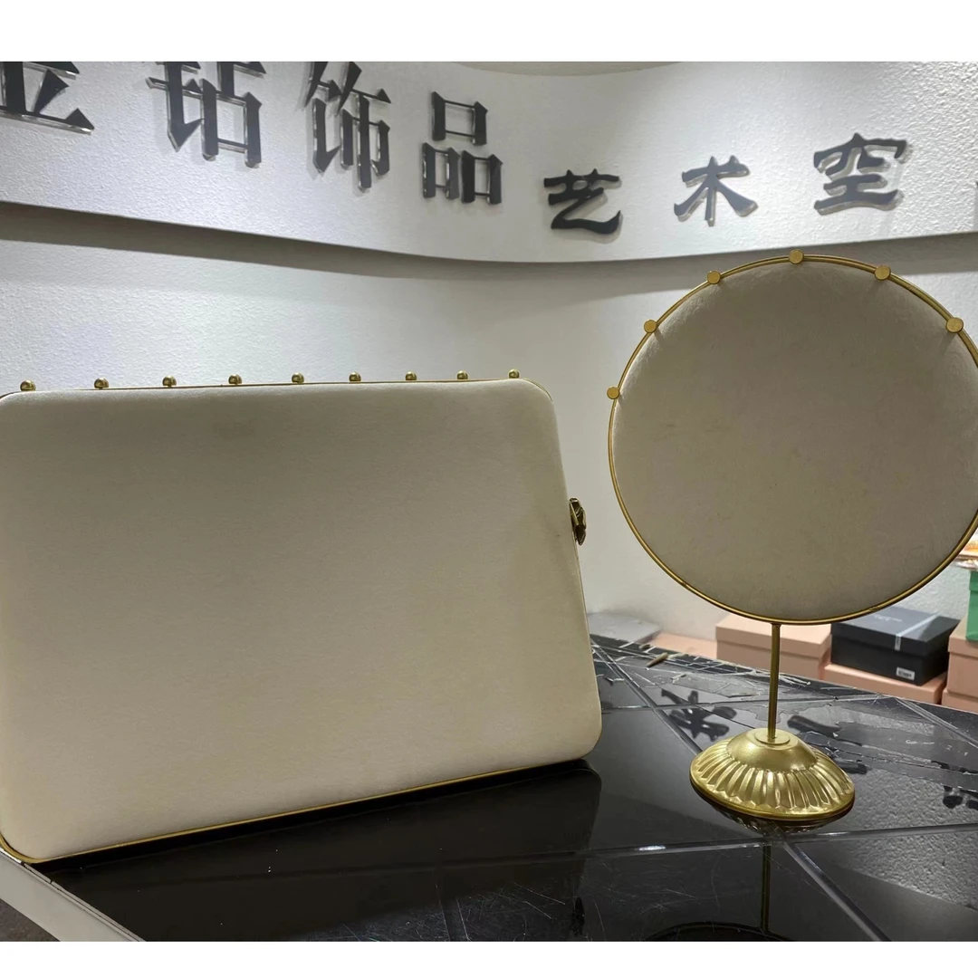 铜合金婚庆饰品 新娘饰品展示架展示盘ETE人型架