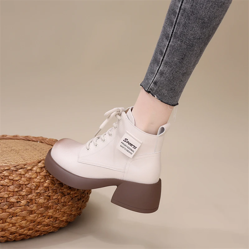 超火马丁靴女英伦风2024秋季新款厚底增高小个子瘦瘦圆头时装短靴