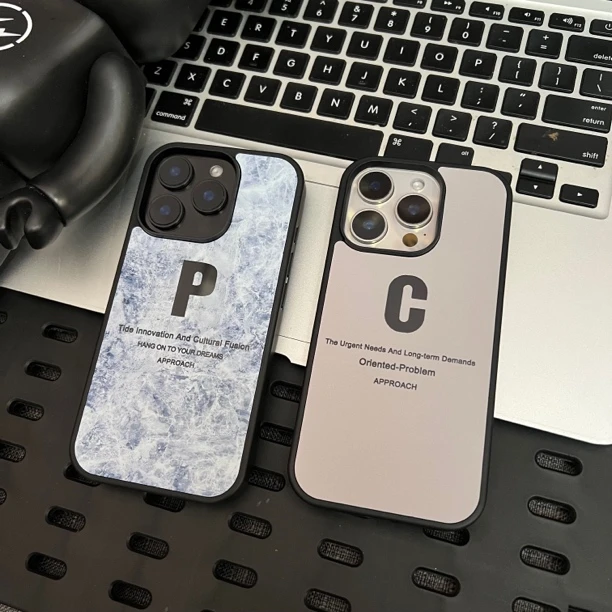 简约时尚磁吸适用苹果16promax磨砂全包iphone15防摔情侣CP手机壳