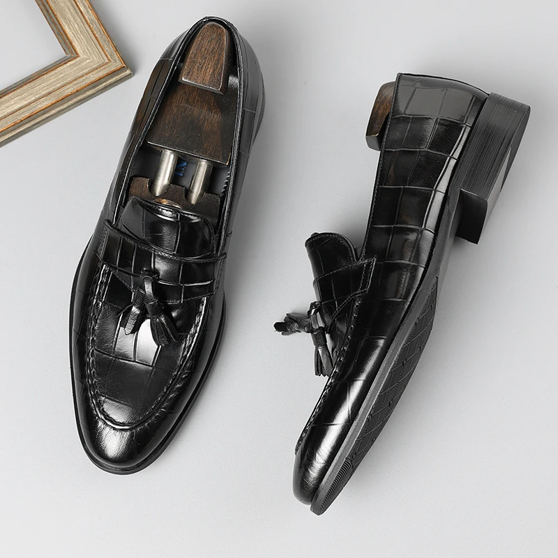 夏季流苏乐福鞋男商务休闲皮鞋鳄鱼纹真皮透气一脚蹬尖头豆豆鞋潮
