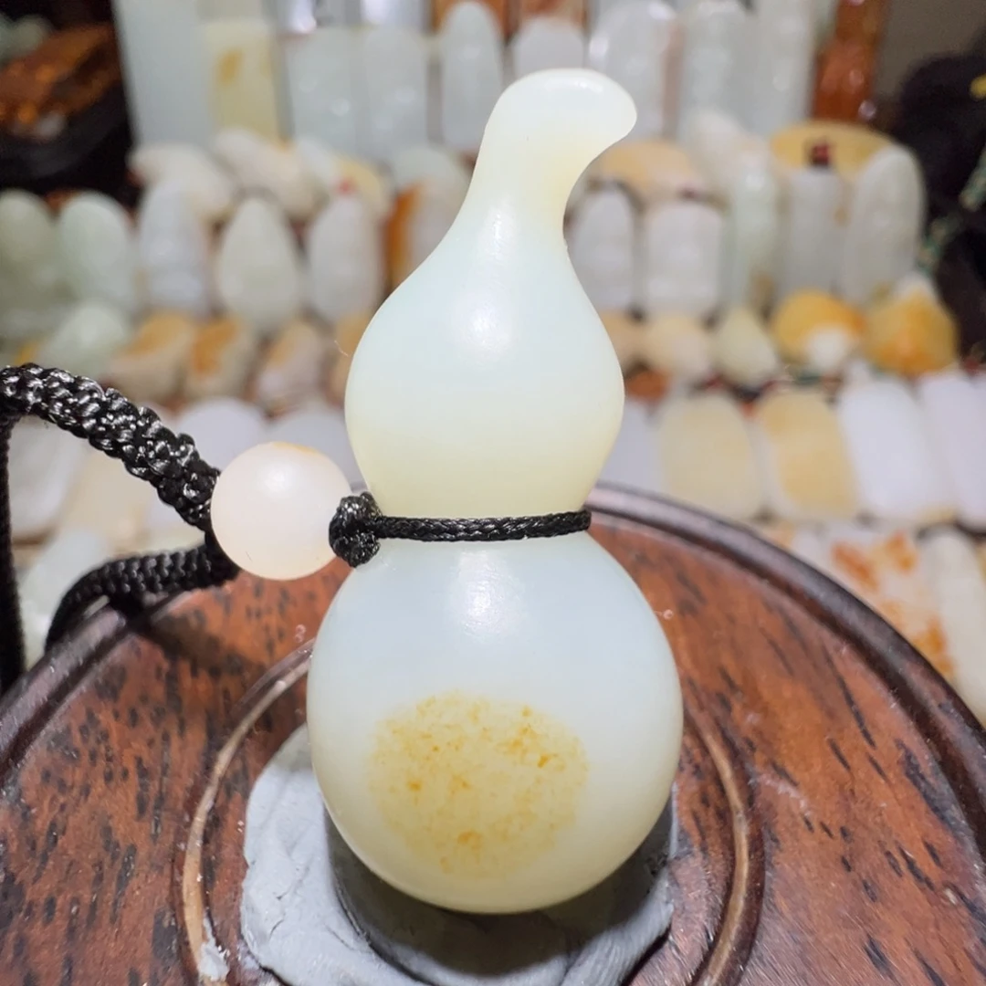 和田玉吊坠(不含链)未镶嵌