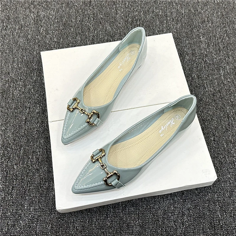 2025年尖头单鞋女新款秋季气质豆豆鞋子小香风浅口平底鞋淑女瓢鞋