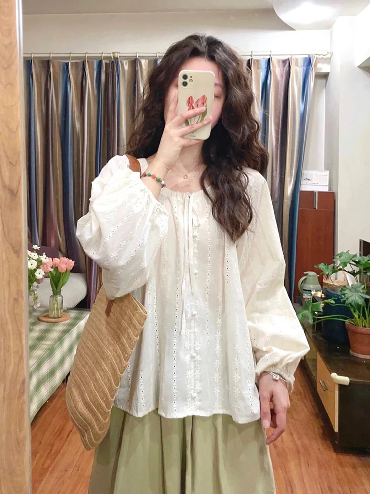 法式复古镂空刺绣长袖衬衫女2024早秋季新款泡泡袖高级感半身裙女