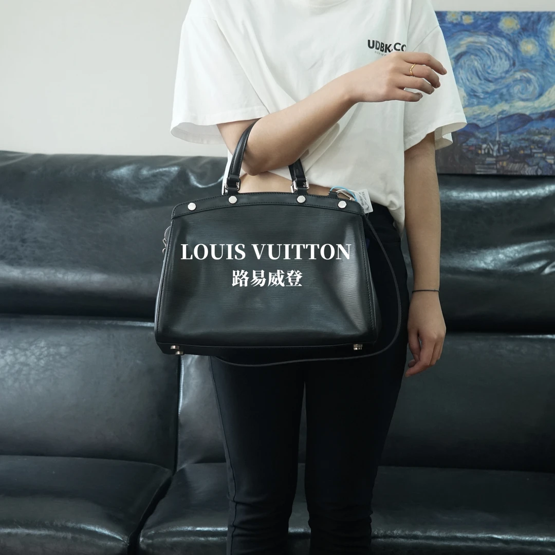95新 LouisVuitton/路易威登 LV/黑色单肩包/BB09819074/9074