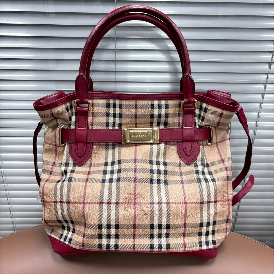 95新 BURBERRY/博柏利 XM复古红战马格纹托特斜挎包/THTD10821043