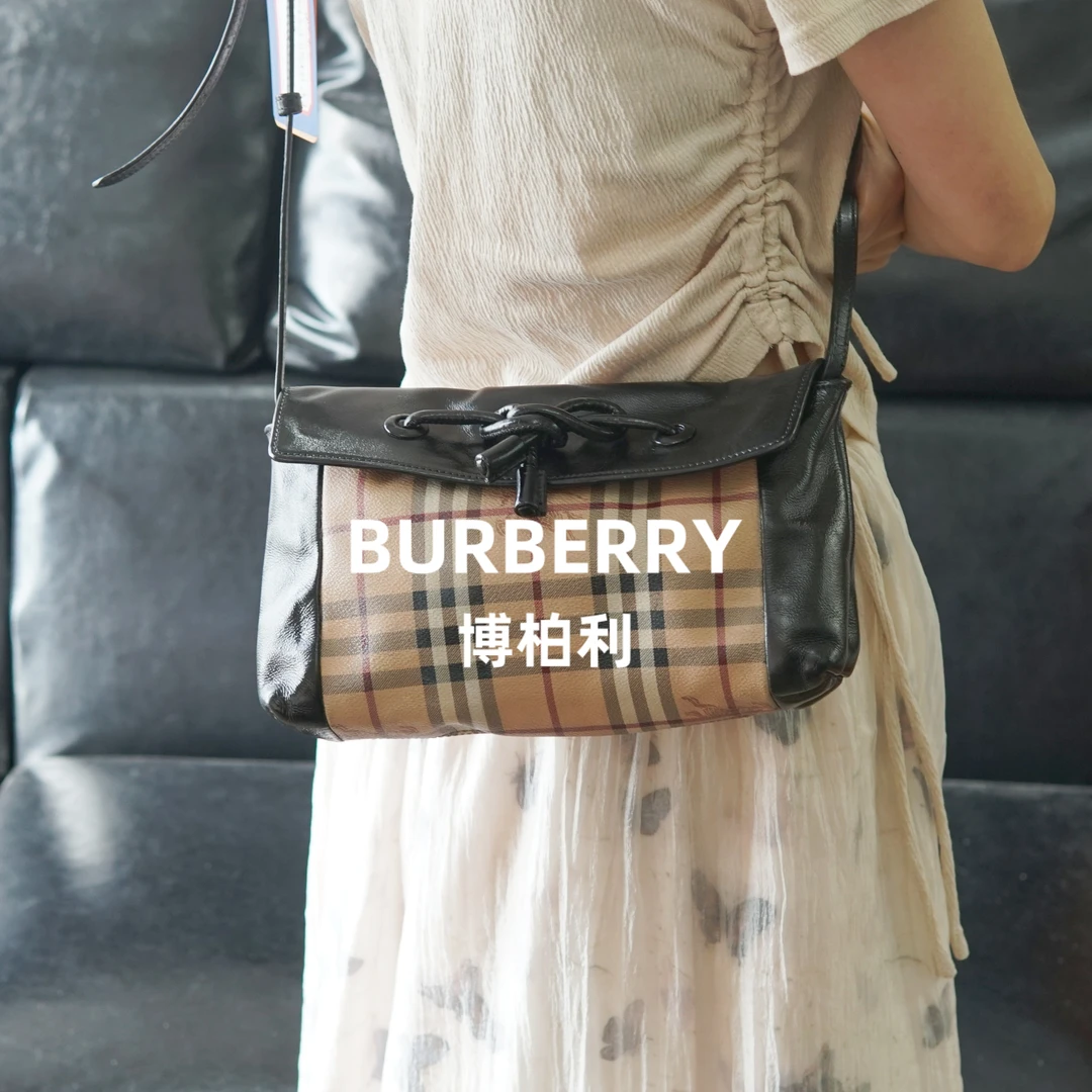 95新 BURBERRY/博柏利 单肩斜挎包/FYBB07518005/8005