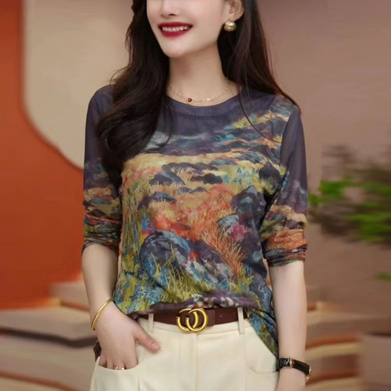 新款女士长袖减龄显瘦印花弹力网纱上衣女打底衫圆领洋气时尚T恤