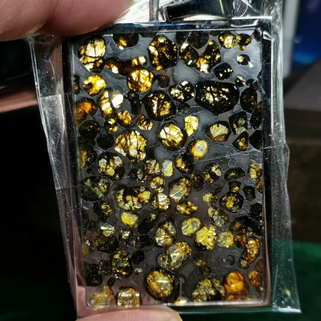 肯尼亚橄榄吊墬直播为准