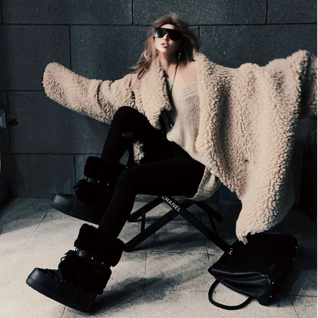 洪小妍自留  两面穿粒粒绒时尚外穿加绒加厚外套米色