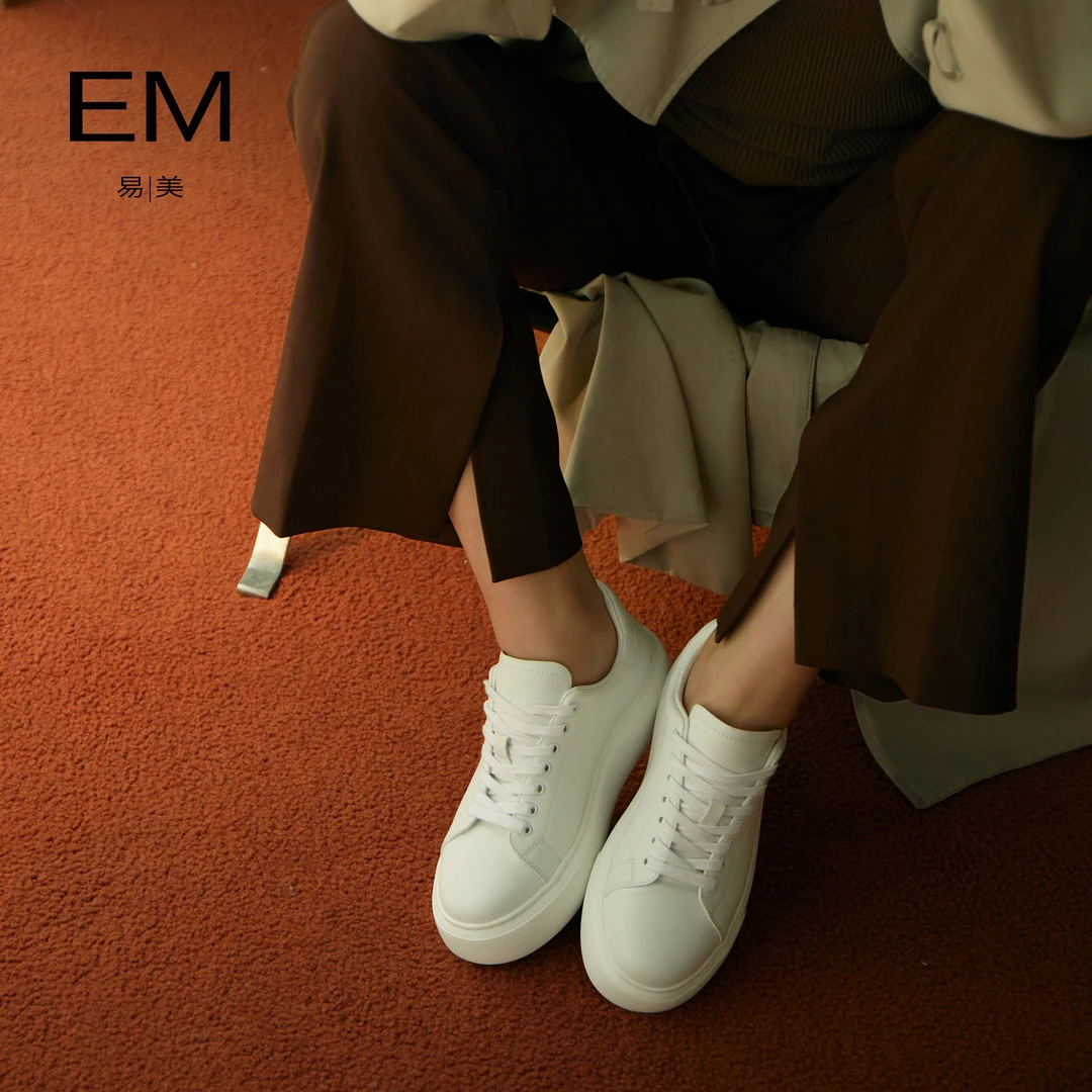 【爆款推荐】EM2024春季新款经典小白鞋牛皮厚底系带休闲鞋O185