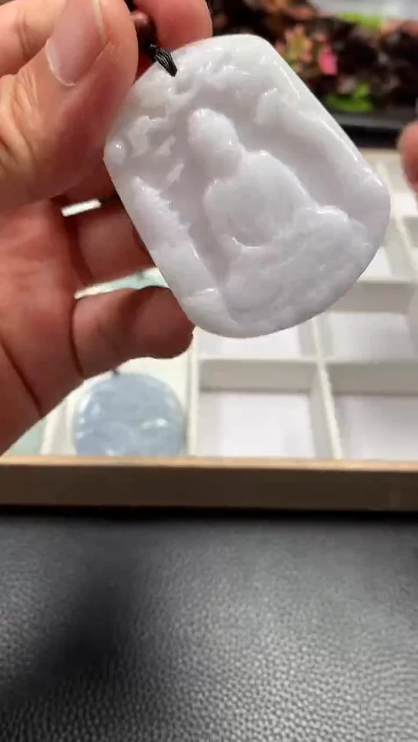 【闪购商品】翡翠颈饰未镶嵌····8/19/347