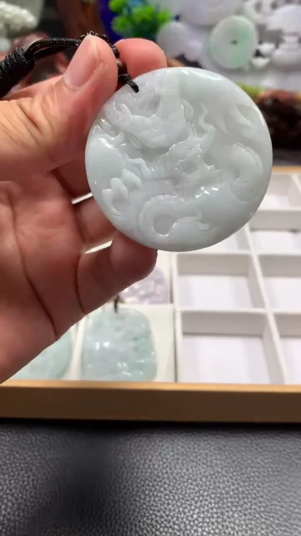【闪购商品】翡翠颈饰未镶嵌····8/18/488