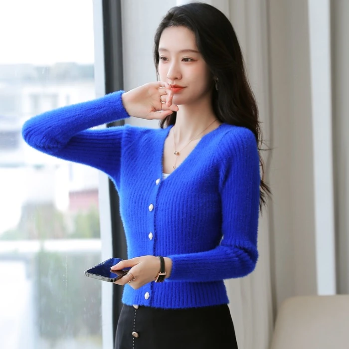 小香风克莱因蓝仿水貂绒毛衣开衫女小个子2025秋冬季修身针织外套