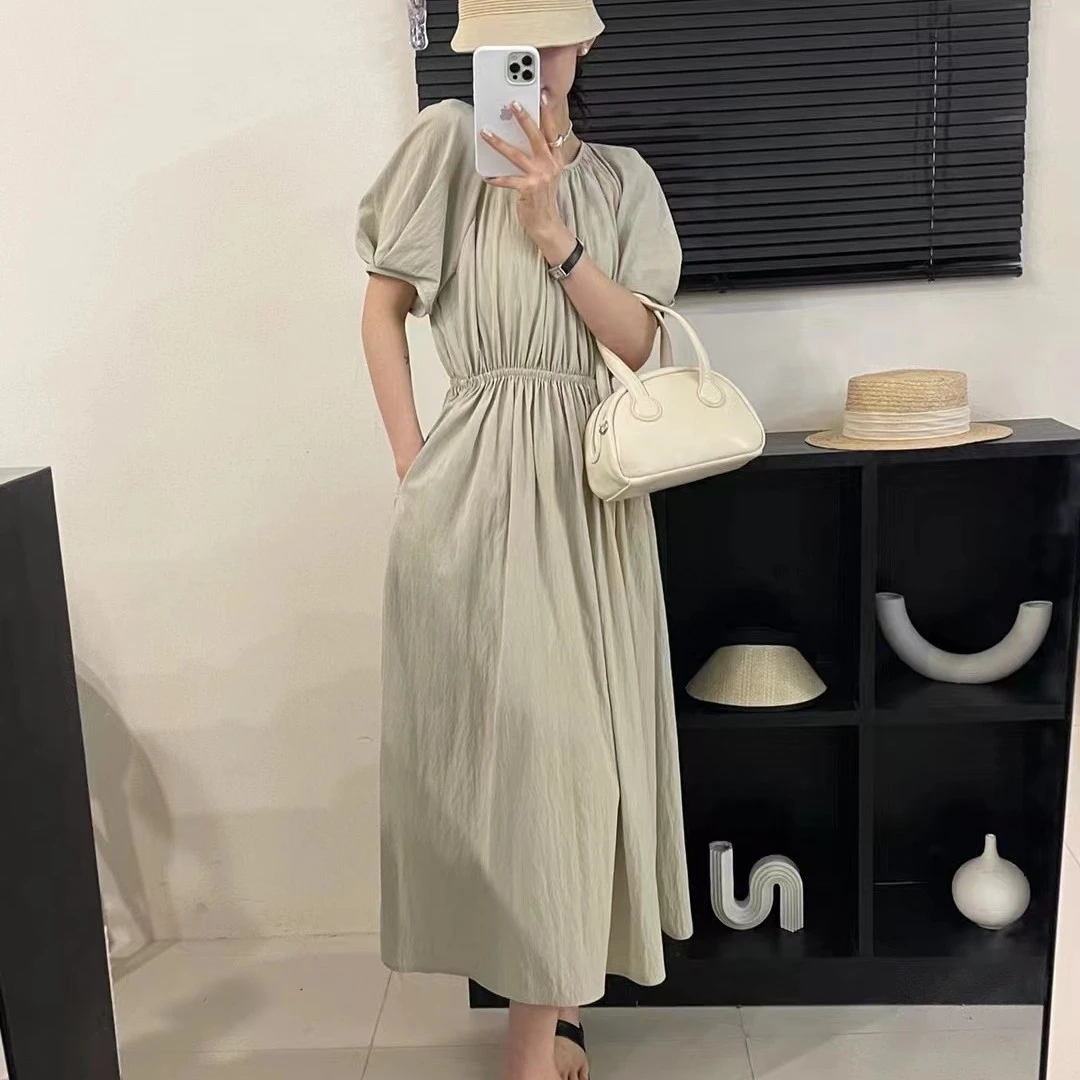 8065三色后三角连衣裙