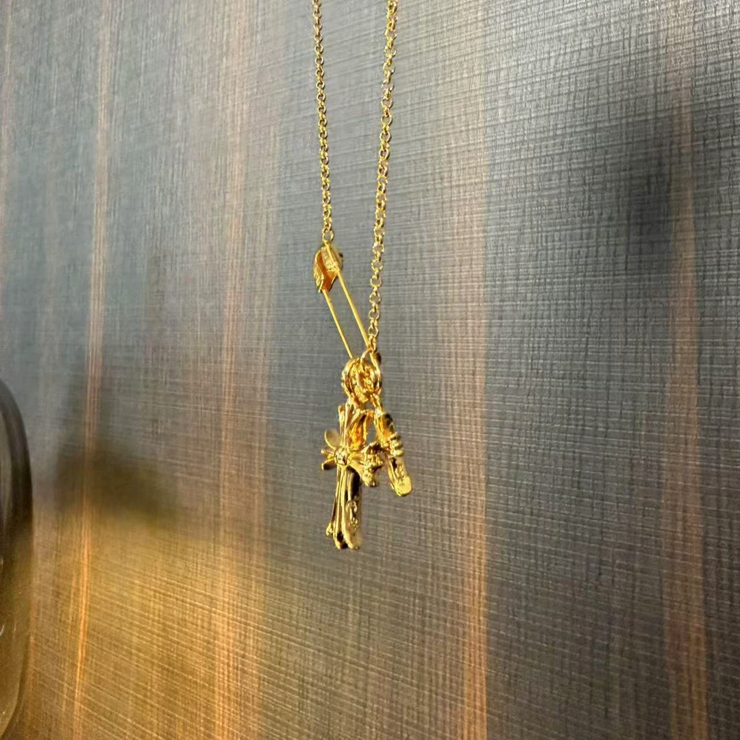 合金项链 合金别针十字架项链时尚手工镶嵌