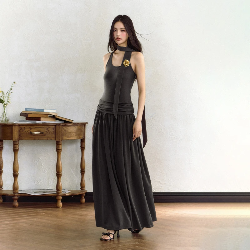 AGAM STUDIO 腰部抽皱修身显瘦A字连衣裙女氛围感针织吊带背心裙