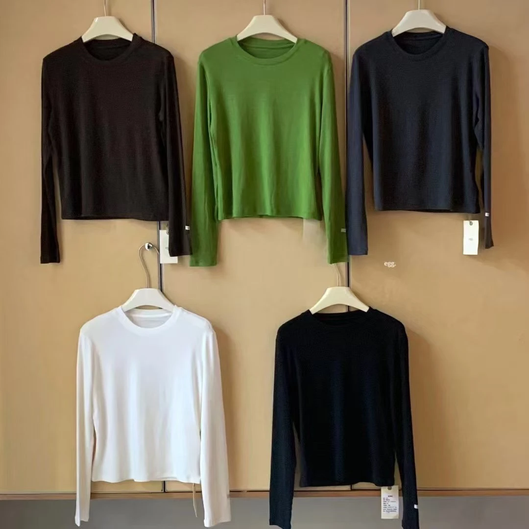 Egg纯色打底衫舒服又百搭