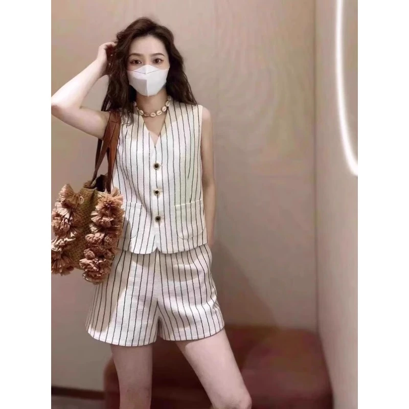 老钱风极简女装亚麻棉麻白色条纹马甲短裤套装夏季薄款盐系穿搭