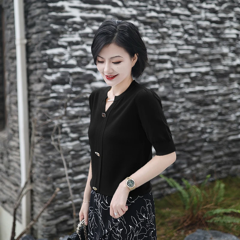 枫竺高端女装阿楠anan 念念不忘 纯色V领针织外搭小衫薄款女夏季