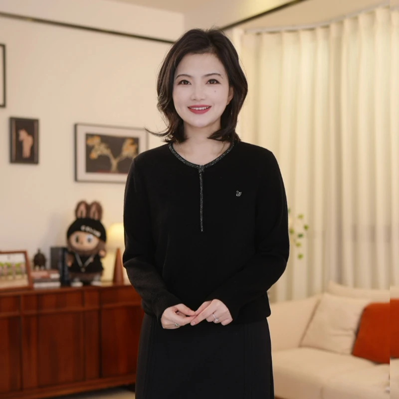 枫竺阿楠anan 全羊毛气质V领小天鹅烫钻针织衫女装秋冬打底上衣