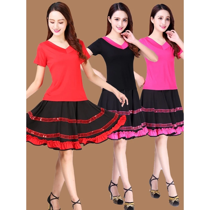2024新款广场舞服装装两件套短袖上衣裙子舞蹈团体服跳舞衣服女夏