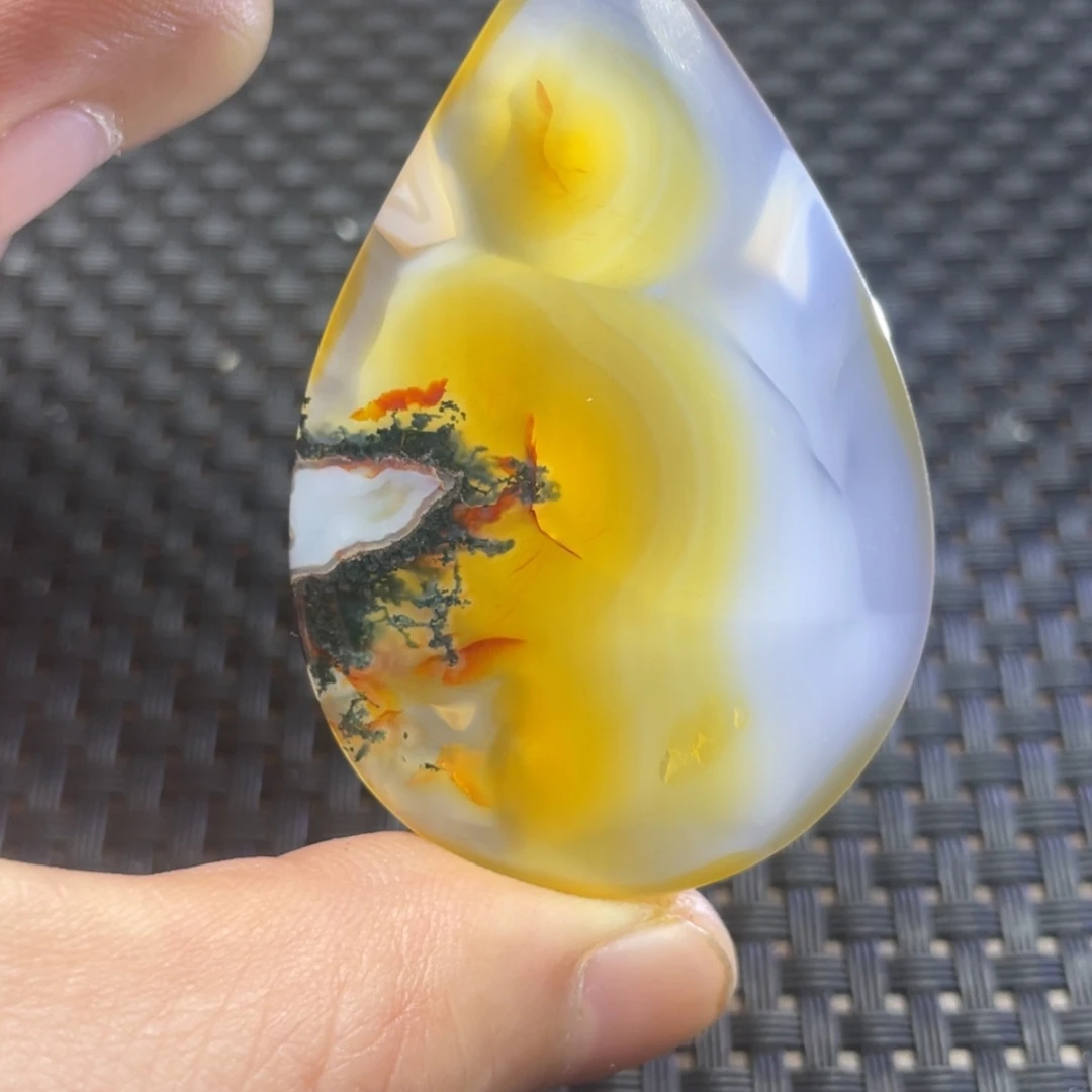 【闪购商品】玛瑙/玉髓颈饰未镶嵌萬**缘