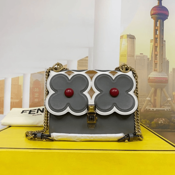 95新/芬迪/妃鱼/橙子精选/箱包/市场价16800/240718CZ0016