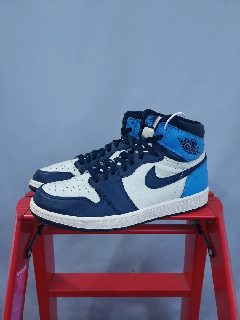 Aj1黑曜石43码 鞋头基本满星 成色非常好 KK1519