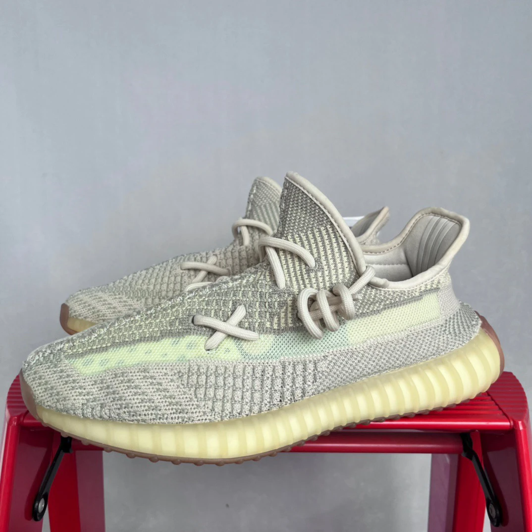Yeezy350拼接42.5码  PP1210 鞋