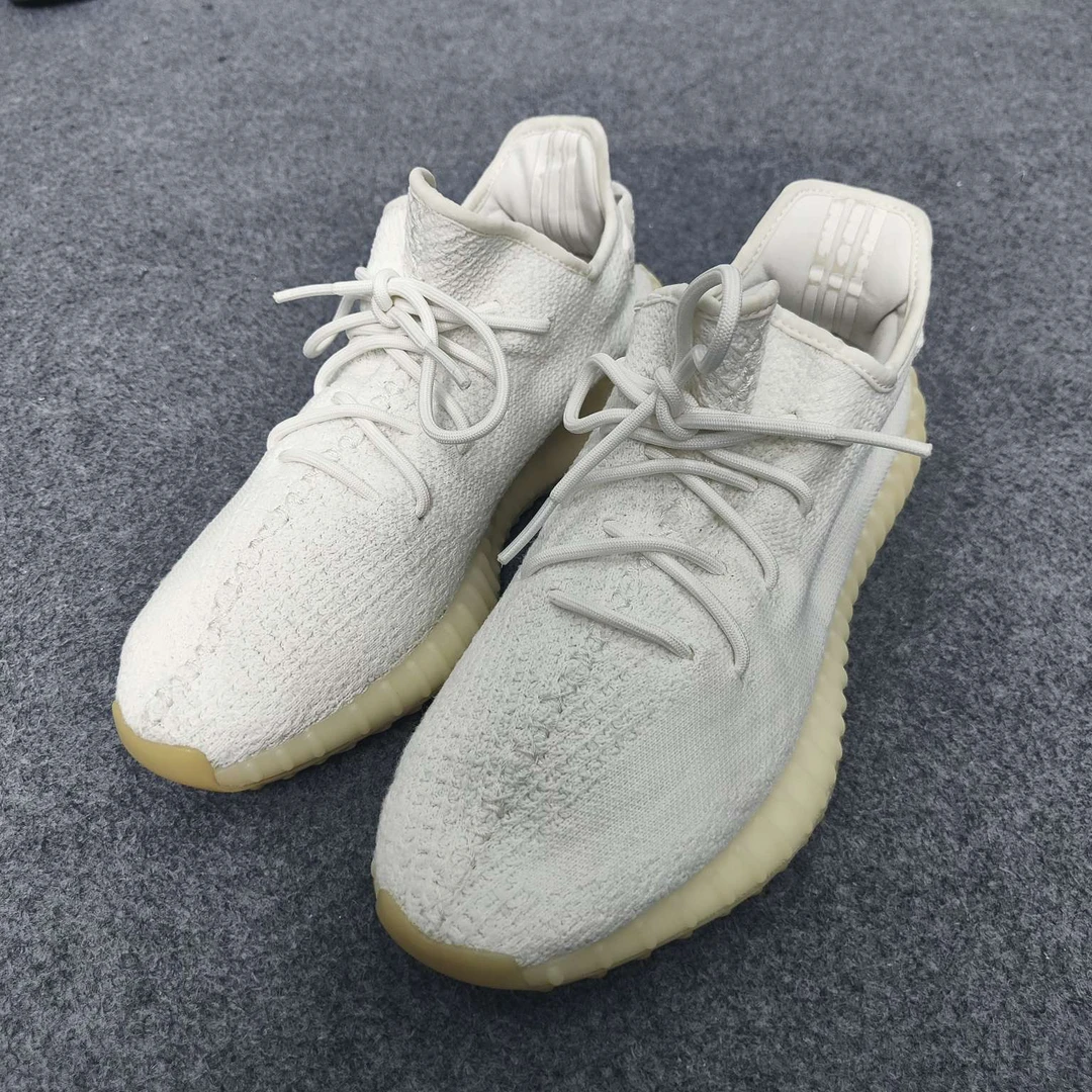 Yeezy350 46.5码 TT2110 休闲鞋