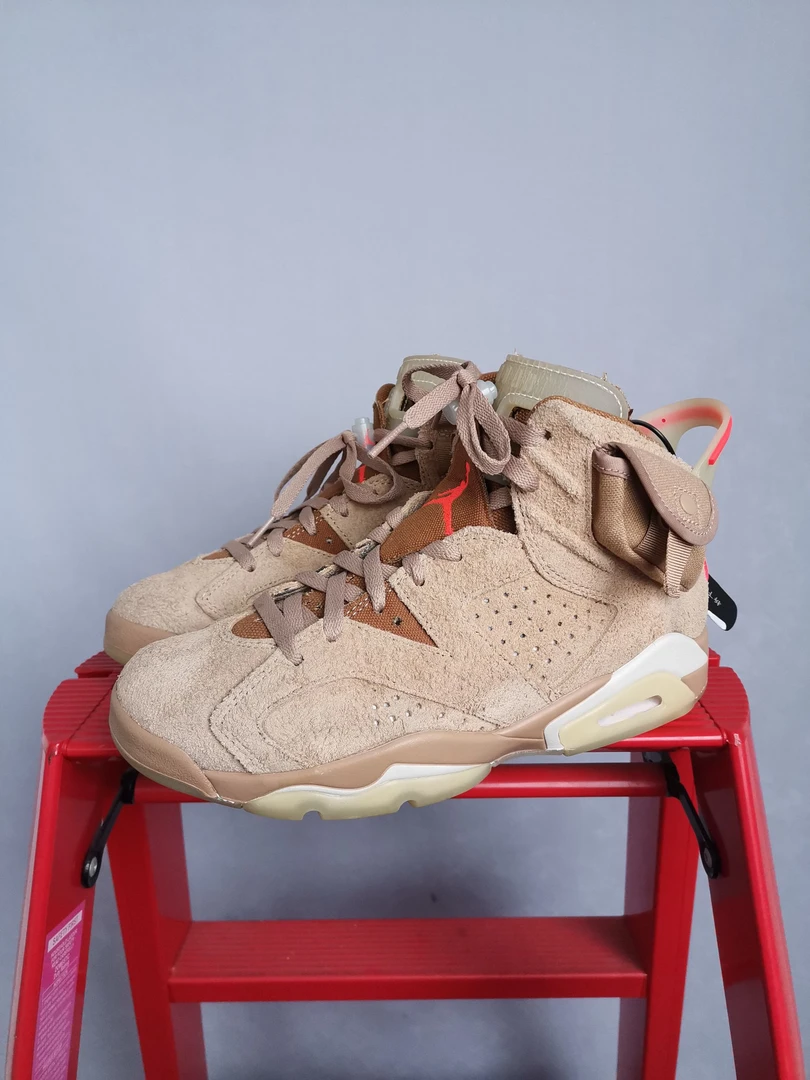 Aj6ts卡其40.5码原盒  成色非常好 JJ1804 鞋