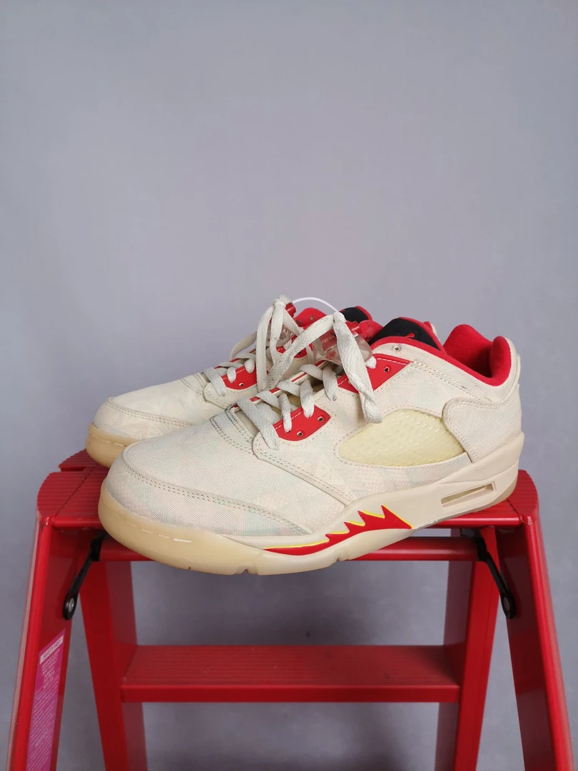 Aj5撕撕乐41码  JJ2526 鞋