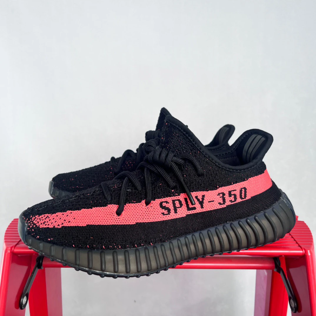 Yeezy350黑粉40.5码 PP1401 鞋