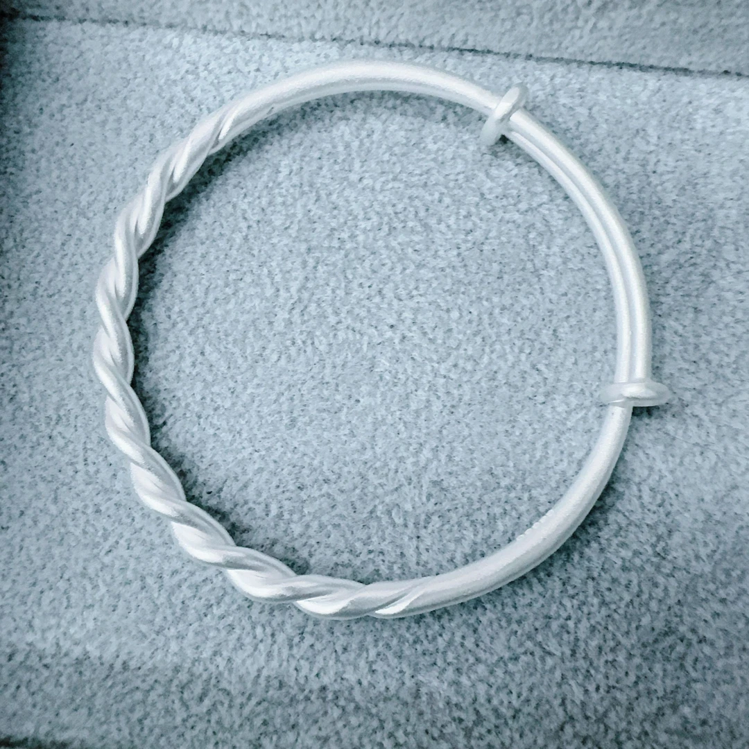 足银银制品 足银99999古法麻花百搭时尚手工复古简约女素款手镯