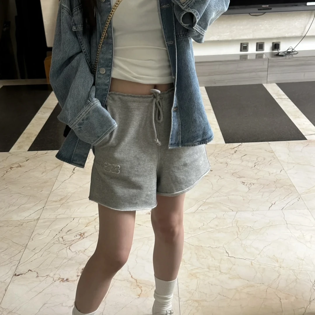 全新未使用  Ganni刺绣logo抽绳松紧卷边短裤