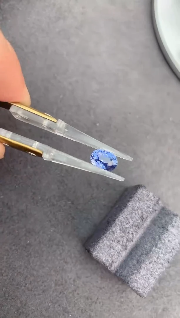 【闪购商品】蓝宝石裸石未镶嵌2ct矢车菊