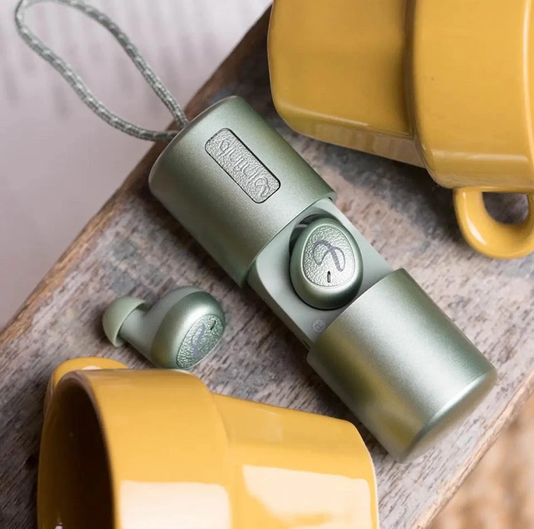 95新 INFINITY/燕飞利仕 燕飞利仕infinity i300TWS蓝牙耳机