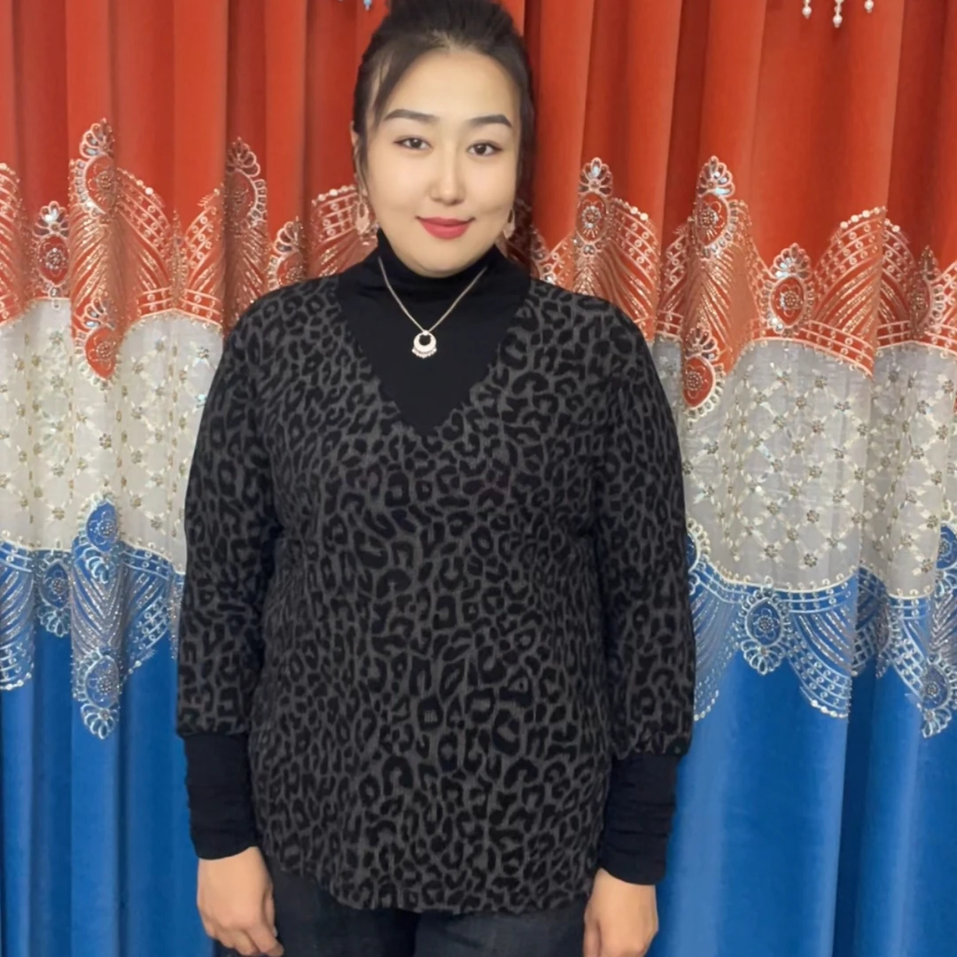 时尚豹纹高领长袖显瘦打底衫