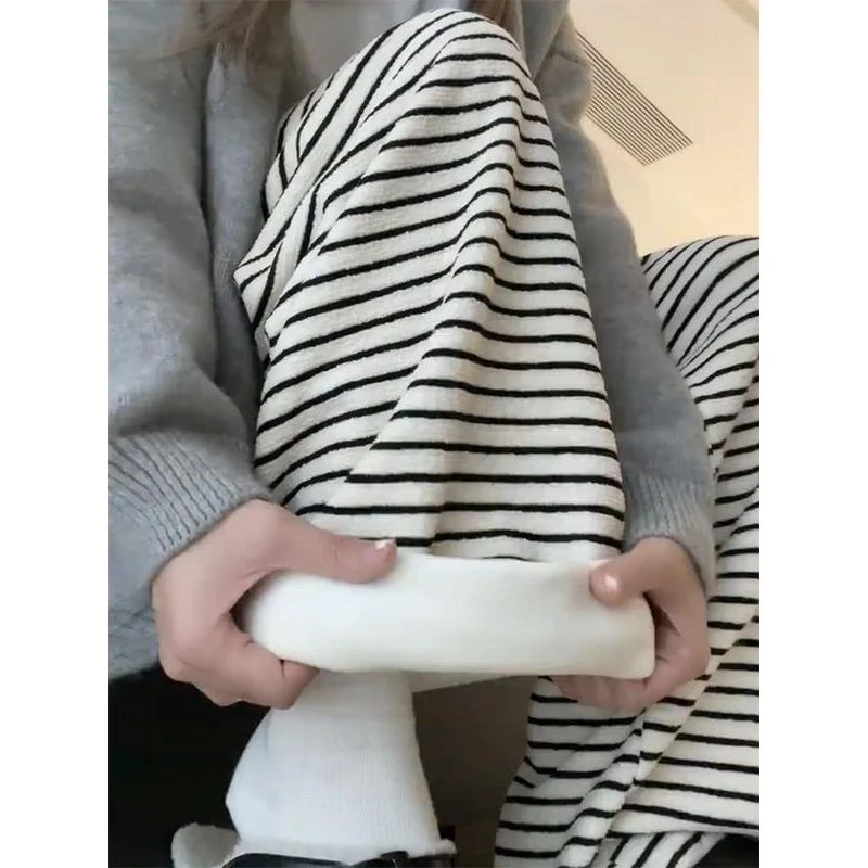 加绒黑白条纹阔腿裤女秋冬高腰垂感宽松直筒休闲慵懒小个子针织裤