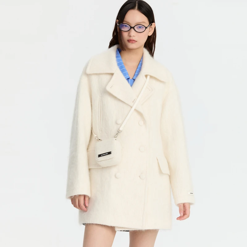 REVAN芮范冬季新品飒爽米白包包长大衣RM90302097