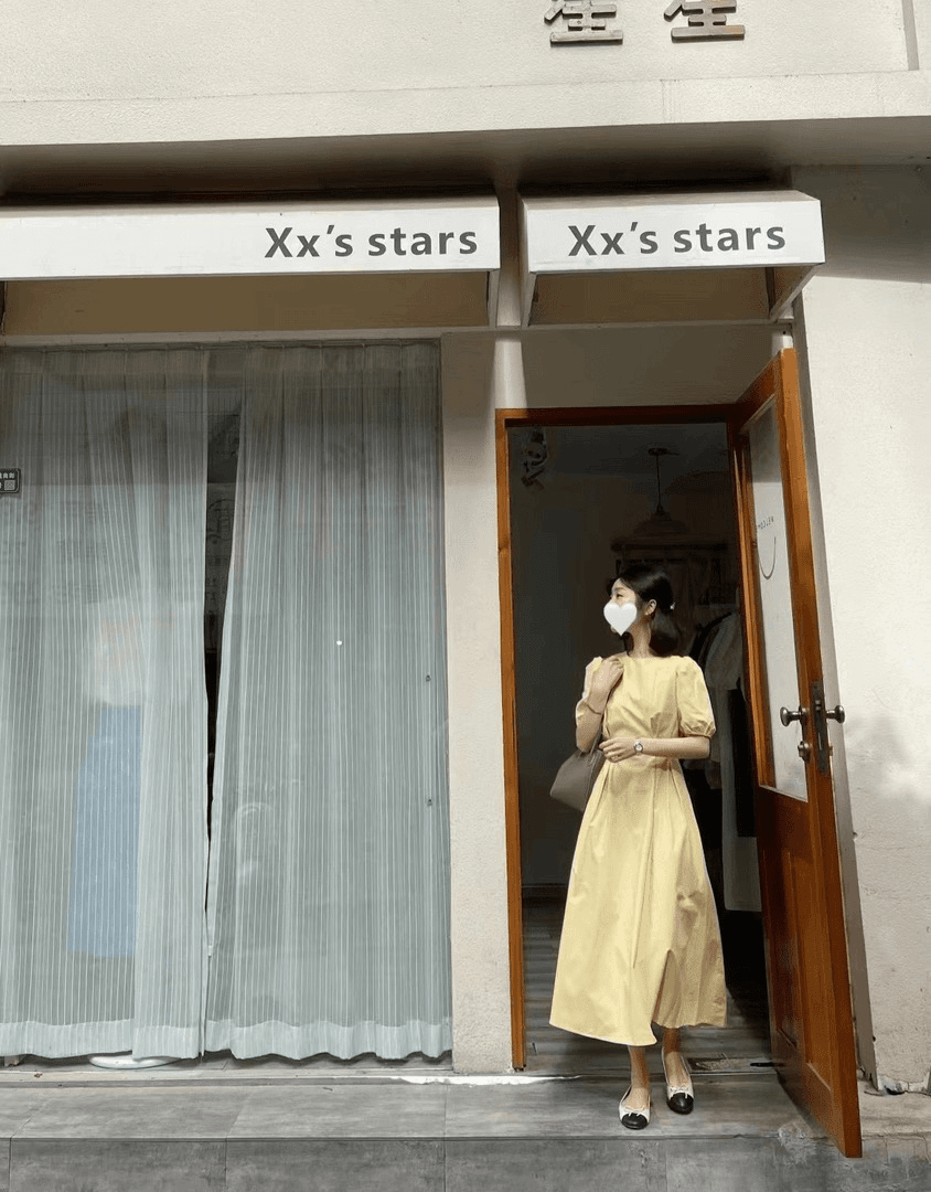 2024新款超好看高端精致小众设计茶歇法式气质黄色连衣裙子女夏季