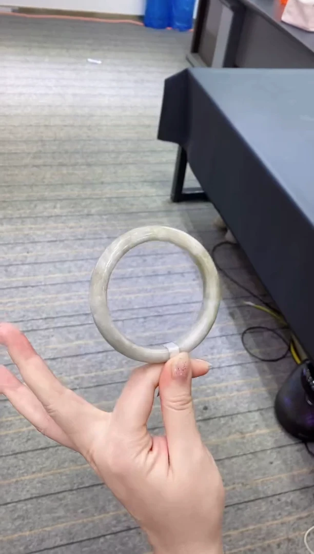 【闪购商品】翡翠手镯未镶嵌