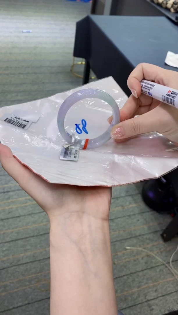 【闪购商品】翡翠手镯未镶嵌